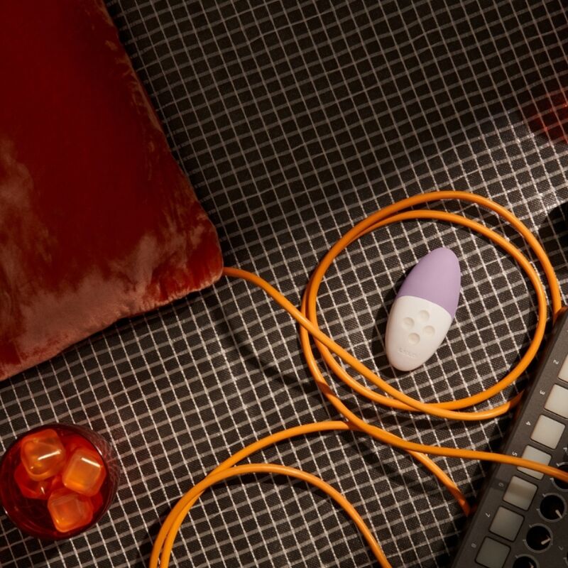 LELO - SIRI 3 CLITORAL MASSAGER CALM LAVENDER